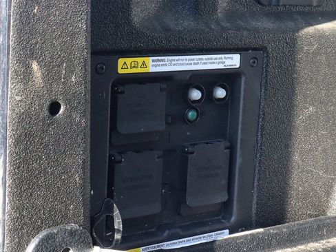 Used 2022 Ford F150 Limited image 16