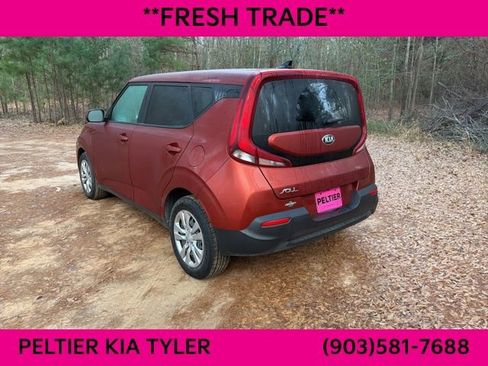 Certified 2020 Kia Soul LX image 8