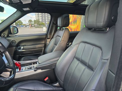 Used 2019 Land Rover Range Rover Sport HSE AWD/4WD image 14