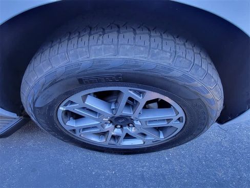 Used 2025 Ford Expedition Max Active image 10