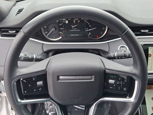 Used 2023 Land Rover Range Rover Evoque SE image 16