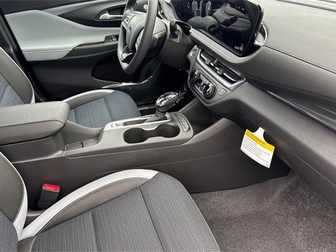 New 2026 Buick Envista Preferred w/ Advanced Safety Package image 17