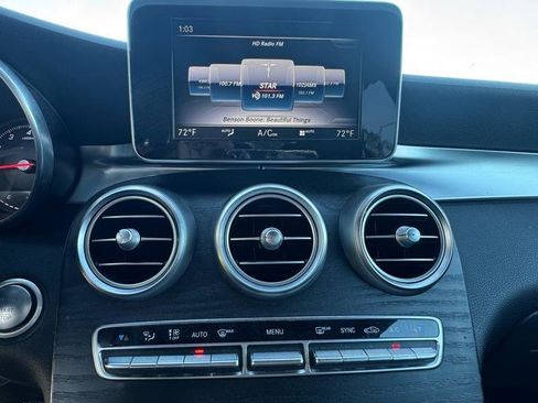 Used 2018 Mercedes-Benz GLC 300 4MATIC image 15