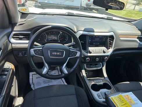 Used 2022 GMC Acadia SLE w/ Driver Convenience Package FWD image 28