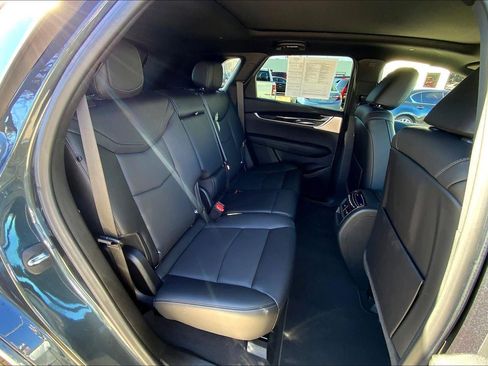 Used 2021 Cadillac XT5 Premium Luxury image 24