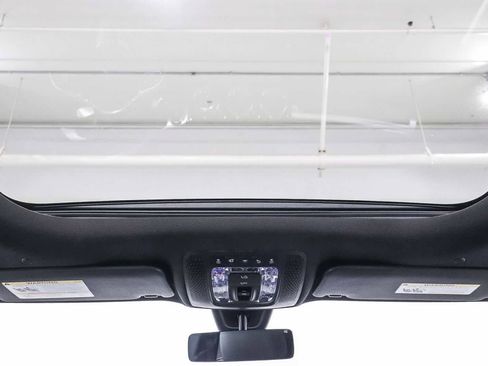 Certified 2022 Mercedes-Benz GLB 250 image 12