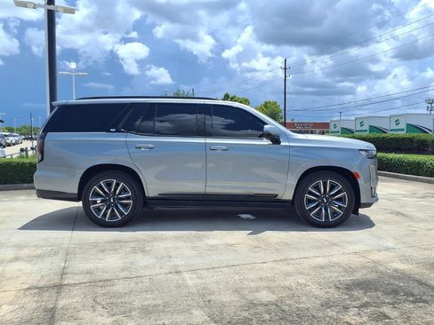 Used 2024 Cadillac Escalade Sport w/ Touring Package AWD/4WD image 8