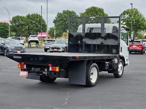 Used 2024 Chevrolet Low Cab Forward image 7