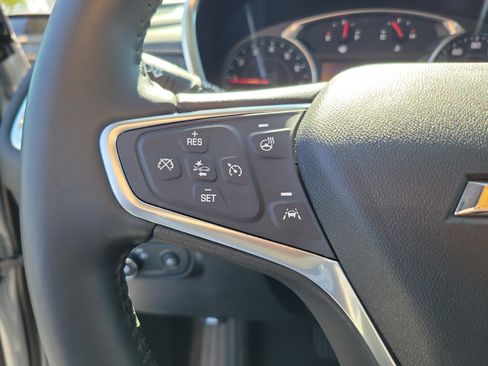 Used 2022 Chevrolet Equinox Premier FWD image 22
