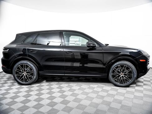 New 2026 Porsche Cayenne AWD/4WD image 9
