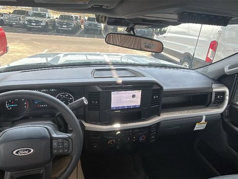 New 2025 Ford F250 XL w/ XL Chrome Package image 7