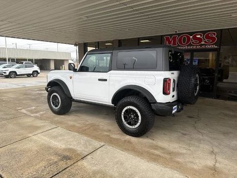 Certified 2024 Ford Bronco Badlands w/ Sasquatch Package image 6