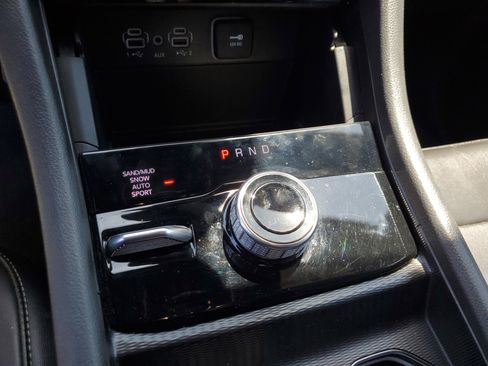 Used 2024 Jeep Grand Cherokee Limited image 22