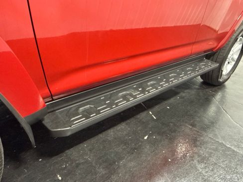 Used 2024 Toyota 4Runner SR5 AWD/4WD image 45