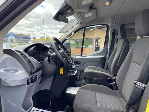 Used 2016 Ford Transit 350 XLT RWD image 11