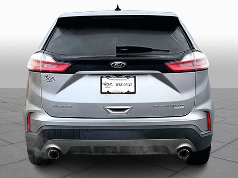 Used 2020 Ford Edge Titanium image 4