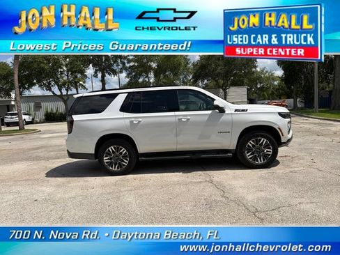 Used 2025 Chevrolet Tahoe Z71 w/ Comfort Package AWD/4WD image 14