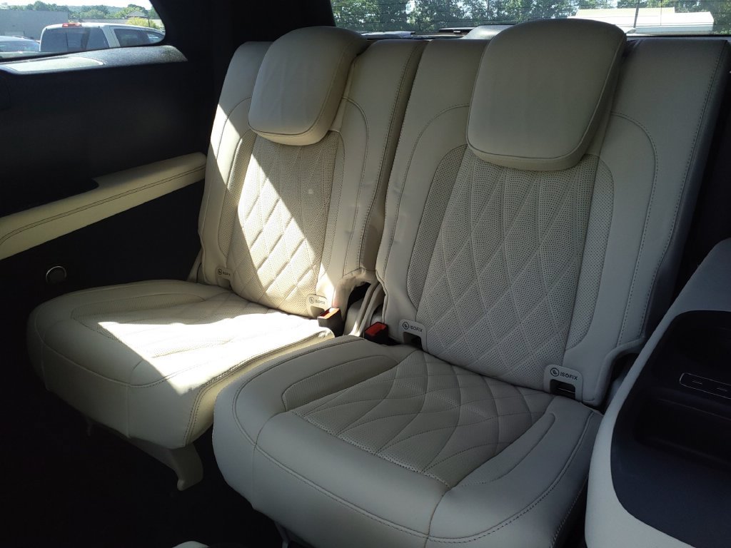 Used 2023 Mercedes-Benz GLS 63 AMG 4MATIC image 25
