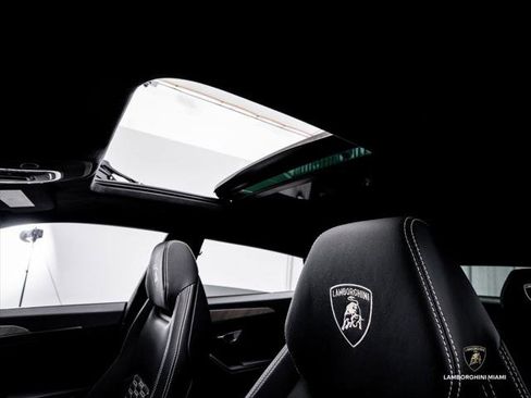 Used 2024 Lamborghini Urus S AWD/4WD image 31