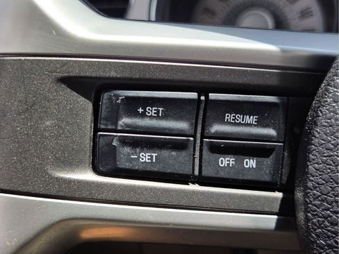 Used 2011 Ford Mustang Premium w/ Comfort Pkg RWD image 30