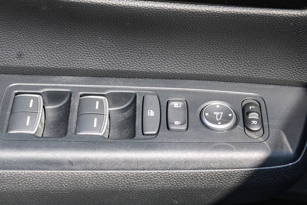 Used 2023 Honda CR-V EX-L image 20