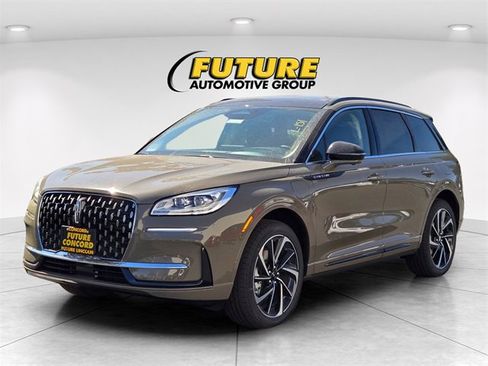 New 2025 Lincoln Corsair Grand Touring w/ Equipment Group 302A image 7