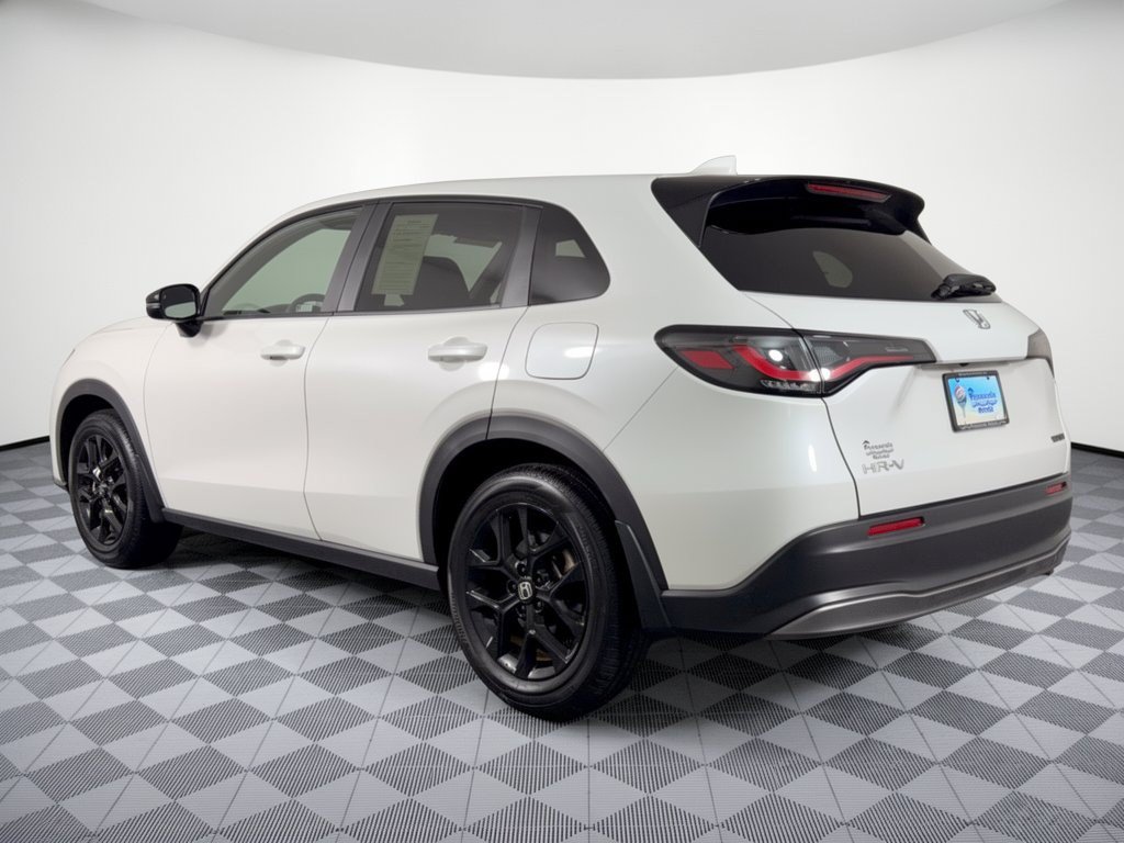 Certified 2024 Honda HR-V Sport image 3