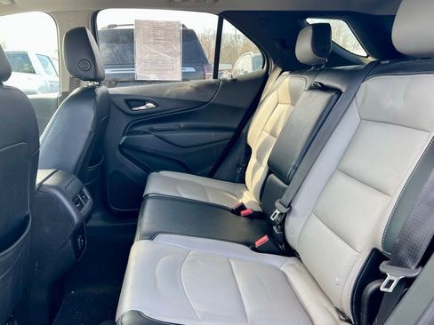 Used 2019 Chevrolet Equinox LT image 5