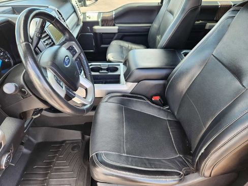 Used 2017 Ford F250 Lariat w/ Lariat Value Package image 7