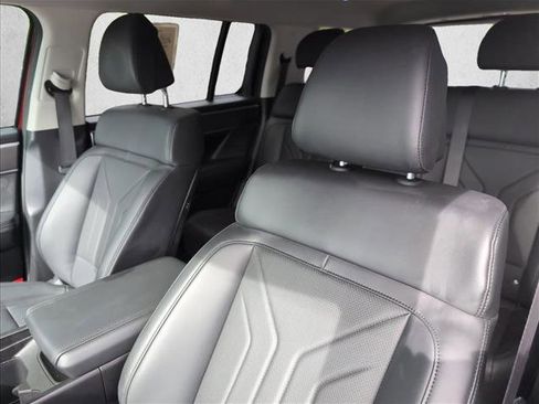 Used 2025 Hyundai Santa Fe SEL FWD image 10
