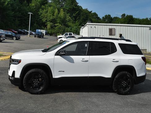 Used 2023 GMC Acadia AT4 w/ Preferred Package AWD/4WD image 4