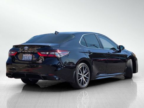 Used 2023 Toyota Camry SE w/ Audio Upgrade Package FWD image 5