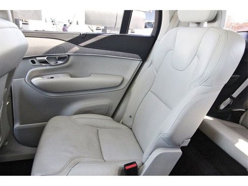 Used 2021 Volvo XC90 T6 Inscription image 11