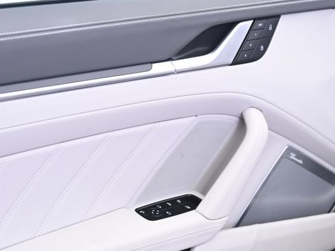 Certified 2025 Porsche 911 Turbo S AWD/4WD image 26