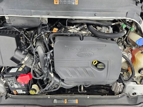 Used 2017 Ford Fusion SE w/ Fusion SE Technology Package FWD image 31