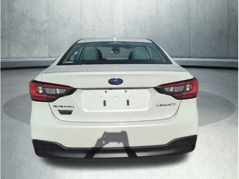 Used 2023 Subaru Legacy Premium image 5