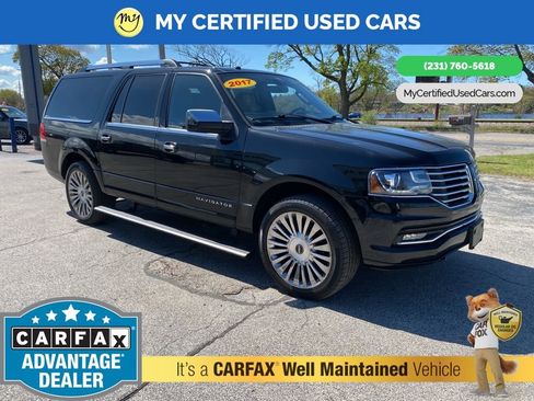 Used 2017 Lincoln Navigator L Reserve AWD/4WD image 3
