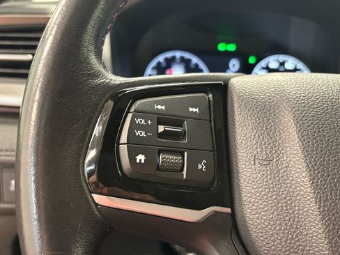 Used 2025 Honda Odyssey Sport-L image 28