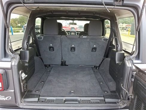 Used 2020 Jeep Wrangler Unlimited Sport S image 28