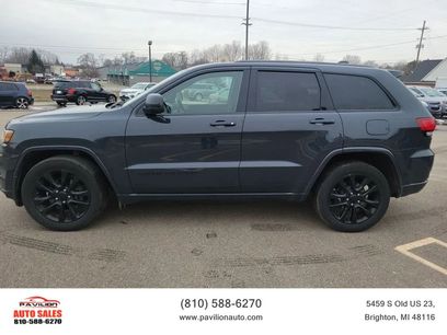 Used 2017 Jeep Grand Cherokee Altitude