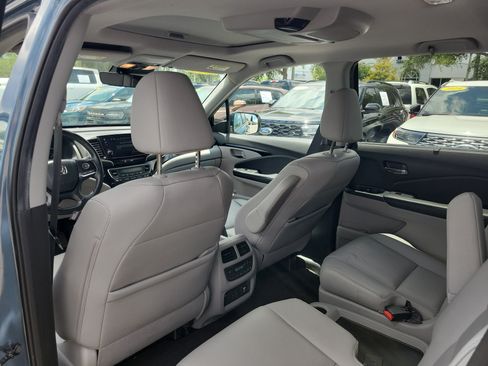 Used 2020 Honda Pilot Touring image 14