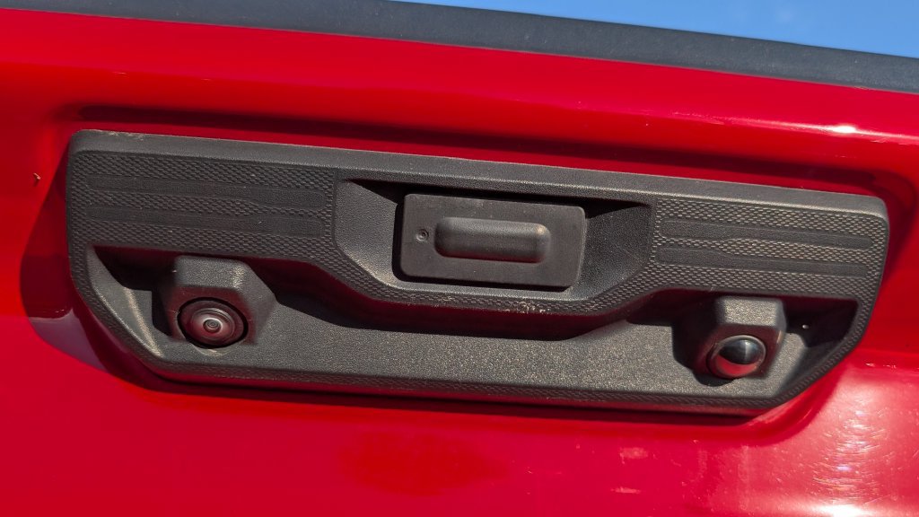 Used 2024 Chevrolet Silverado 1500 LT AWD/4WD image 25