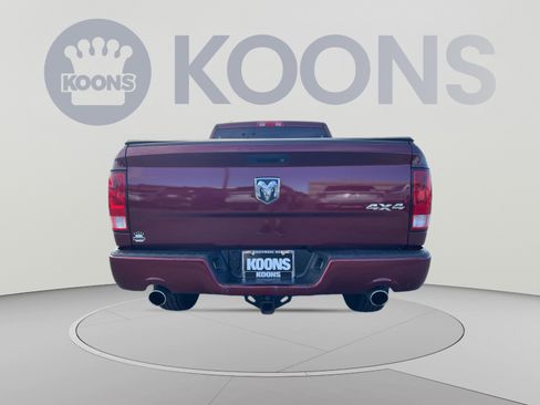 Used 2017 RAM 1500 Express AWD/4WD image 5