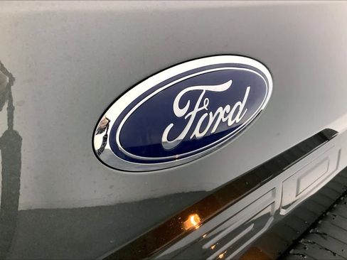 Used 2020 Ford F150 XLT w/ Equipment Group 302A Luxury AWD/4WD image 26