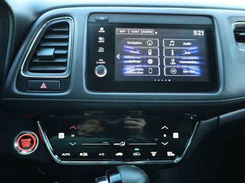 Used 2019 Honda HR-V Touring image 26