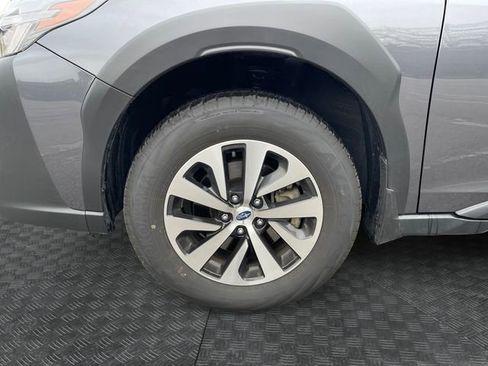 Certified 2025 Subaru Outback Premium w/ Popular Package #1A AWD/4WD image 14