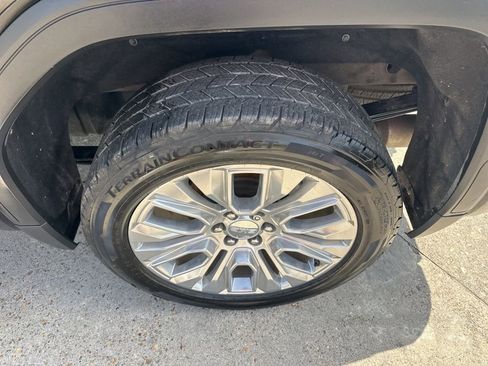 Used 2022 GMC Sierra 1500 Denali w/ Denali Premium Package image 17