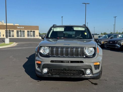 Used 2021 Jeep Renegade Latitude FWD image 2