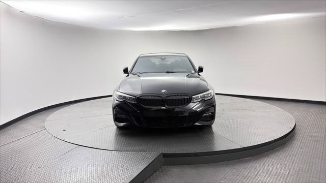 Used 2021 BMW 330i Sedan w/ M Sport Package RWD image 12