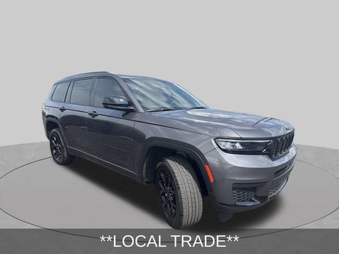 Certified 2024 Jeep Grand Cherokee L Altitude AWD/4WD image 3